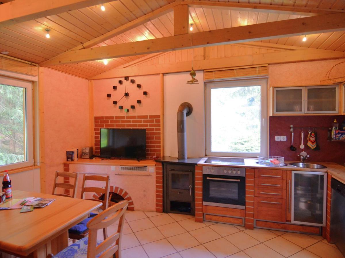 Beautiful Holiday Home With Covered Veranda Friedrichroda Exterior foto